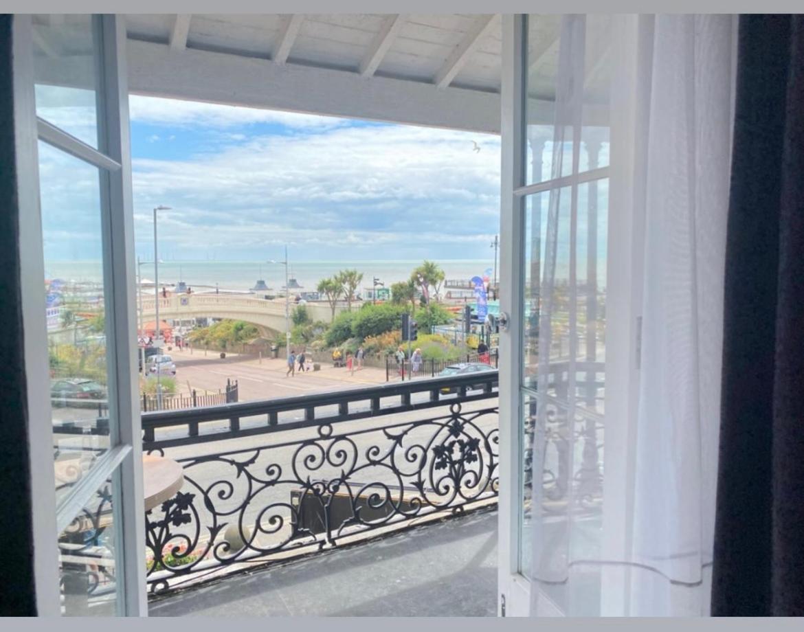 The Royal - On Sea 3*
